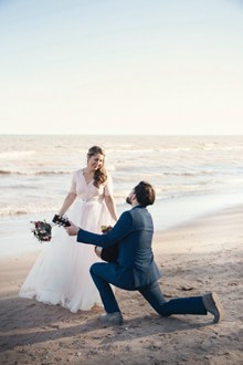 海边外景婚纱摄影高清图片