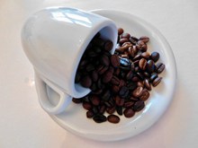 咖啡杯咖啡豆高清图片