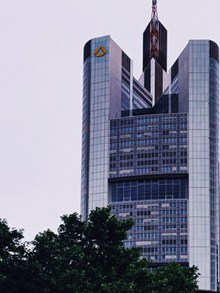 德国商业银行大厦建筑高清图片
