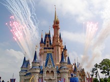 迪士尼城堡建筑图片素材
