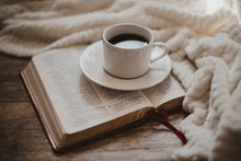 书籍与咖啡精美图片
