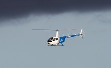空中直升飞机图片素材