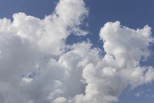 天空白云云团图片素材