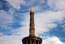 柏林胜利女神雕像高清图片