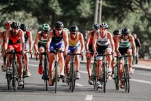 男子自行车比赛图片素材