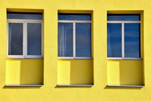 黄色立体窗口高清图片