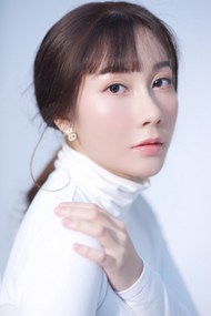 亚洲韩国女生摄影精美图片