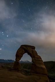 石拱门地质景观星空图片下载