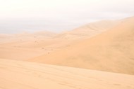 荒芜人烟沙漠风景图片下载