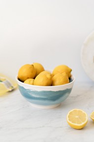 一碗黄色柠檬图片素材