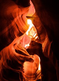 羚羊峡谷岩石景观高清图片