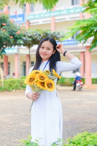 越南校园老师美女高清图片
