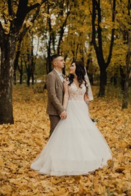 欧美秋季婚纱写真高清图片