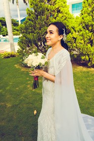 东南亚美女婚纱精美图片