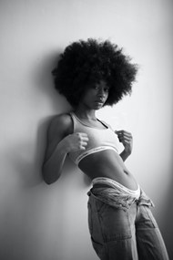 黑人美女性感黑白人体写真图片下载
