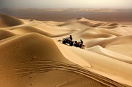 沙漠卡丁车骑行运动图片大全