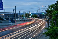 城镇黎明交通路灯景观精美图片