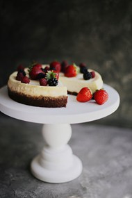 草莓奶酪蛋糕图片下载