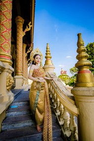 柬埔寨传统美女图片下载