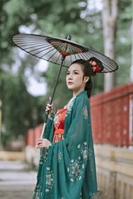 中国古典唐风女子图片下载