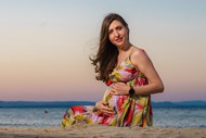 黄昏海边孕妇美女摄影高清图片