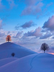 冬日山头雪景图片下载