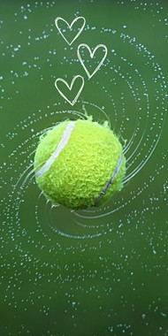 水滴四溅网球写真精美图片