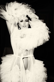 欧美大胆黑白婚纱人体艺术高清图片