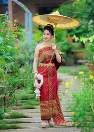 柬埔寨传统服饰美女摄影图片大全