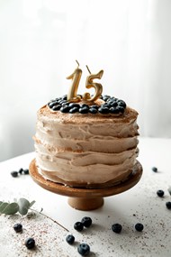 15岁生日快乐蛋糕图片下载