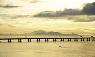 詹巴丹岛槟城大桥建筑高清图片