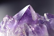 紫色水晶宝石精美图片