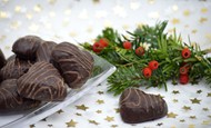 圣诞节爱心巧克力图片下载