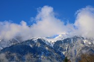 巍峨阿尔卑斯雪山风景精美图片