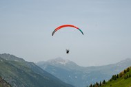 高空滑翔伞运动精美图片