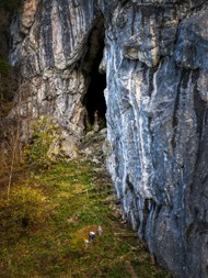 巴伐利亚岩石洞穴地质景观图片大全
