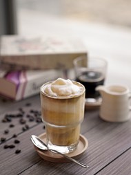 椰子咖啡冰沙甜饮料图片下载