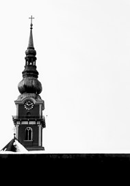 教堂塔楼黑白建筑写真图片