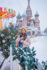 圣诞节游乐园俄罗斯美女精美图片