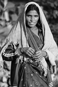 印度农村妇女黑白肖像图片大全