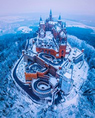 冬季城堡雪景唯美意境高清图片
