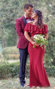 红色浪漫风格情侣婚纱写真图片大全