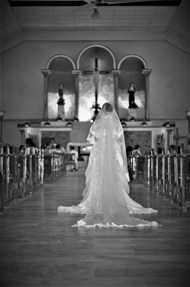 黑白教堂婚礼婚纱美女图片大全