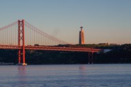 葡萄牙里斯本城市跨海大桥图片大全
