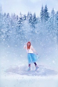 冬季树林溜冰美女摄影高清图片