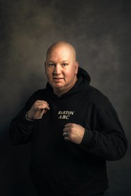 欧洲男拳击手摄影图片