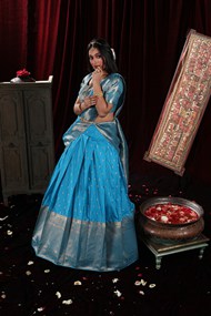 印度半纱丽传统服饰美女摄影图片下载