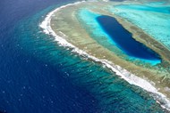 新喀里多尼亚海岸线鸟瞰图精美图片