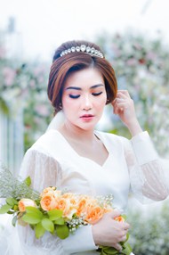 印度尼西亚美女婚纱照图片下载