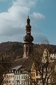 古老教堂塔楼建筑写真图片